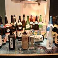 焼庵では、芋、麦、米、黒糖、泡盛など約70種類の焼酎を取り揃えております。
焼酎以外のビールやワイン、ウイスキーなどもご用意しております。