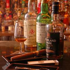 下町の隠れ家的なシガーバー