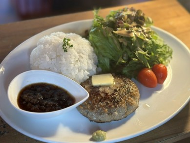 手造り牛ハンバーグプレート