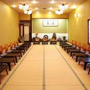 人数やお料理に関しては、予約時にご相談ください。