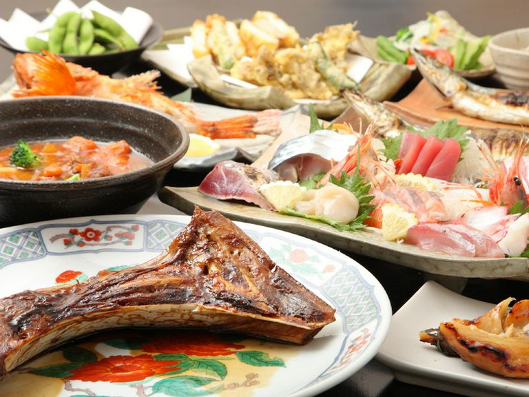 コースメニューと飲み放題で、宴会を賑やかに