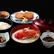 ≪とび天、ベイ貝、小鉢、ごはん、伊勢海老の味噌汁≫