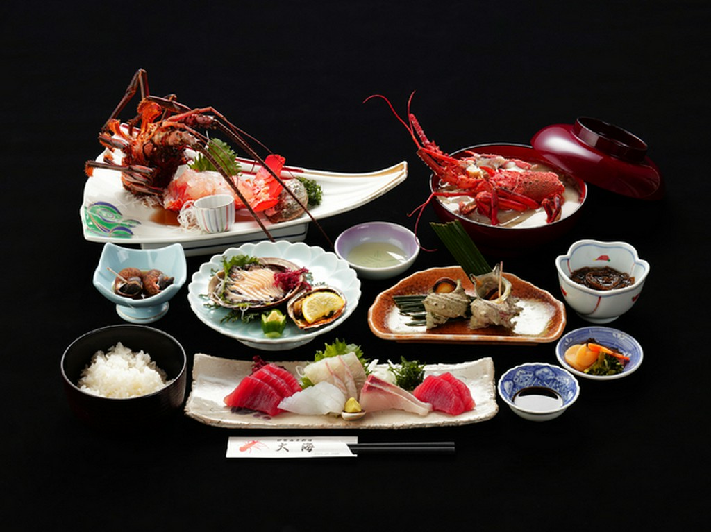 伊勢海老会席「寿」