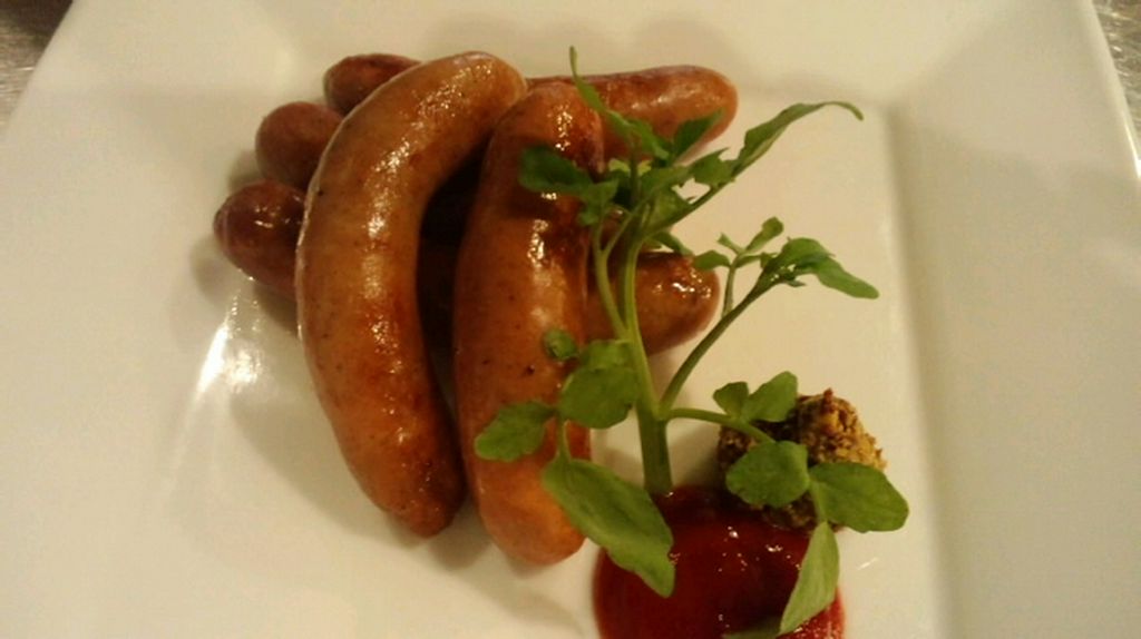 「スモークソーセージの炙り焼き」