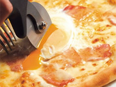 北海道妙護寺農園こだわり卵のピッツァ・カルボナーラ