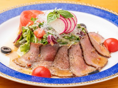 牛肉のカルパッチョ風サラダ