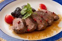鹿肉のロースト