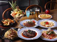 ボリューム満点の豪華お料理です。パーティーにオススメ◎　5名以上で+2000円で２時間飲み放題がつけれます