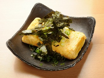 ふんわりフワフワ出汁の風味が香る『出巻玉子』
