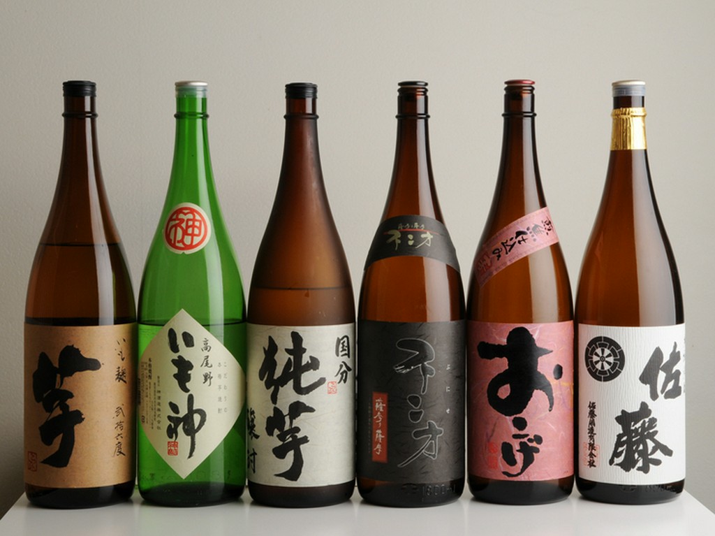 厳選した焼酎や月替わりのおすすめドリンクをお楽しみ下さい