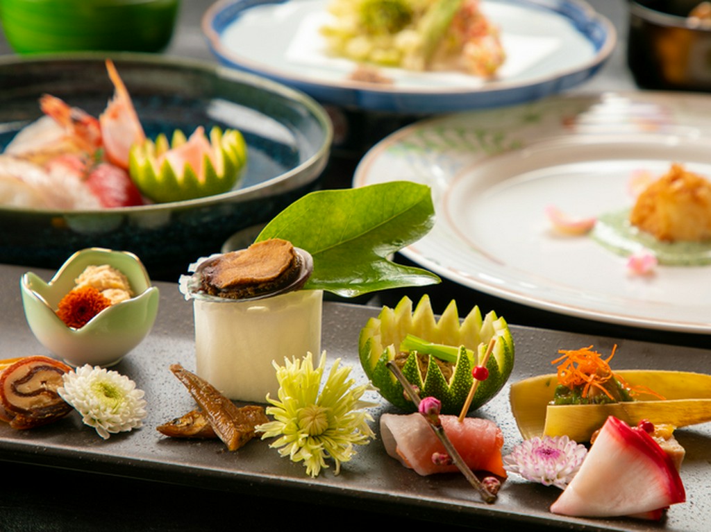 会席料理　10000円（税別）