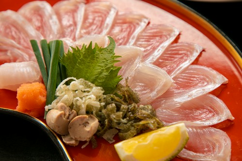 お刺身を大分県産かぼすヒラメにアップグレード