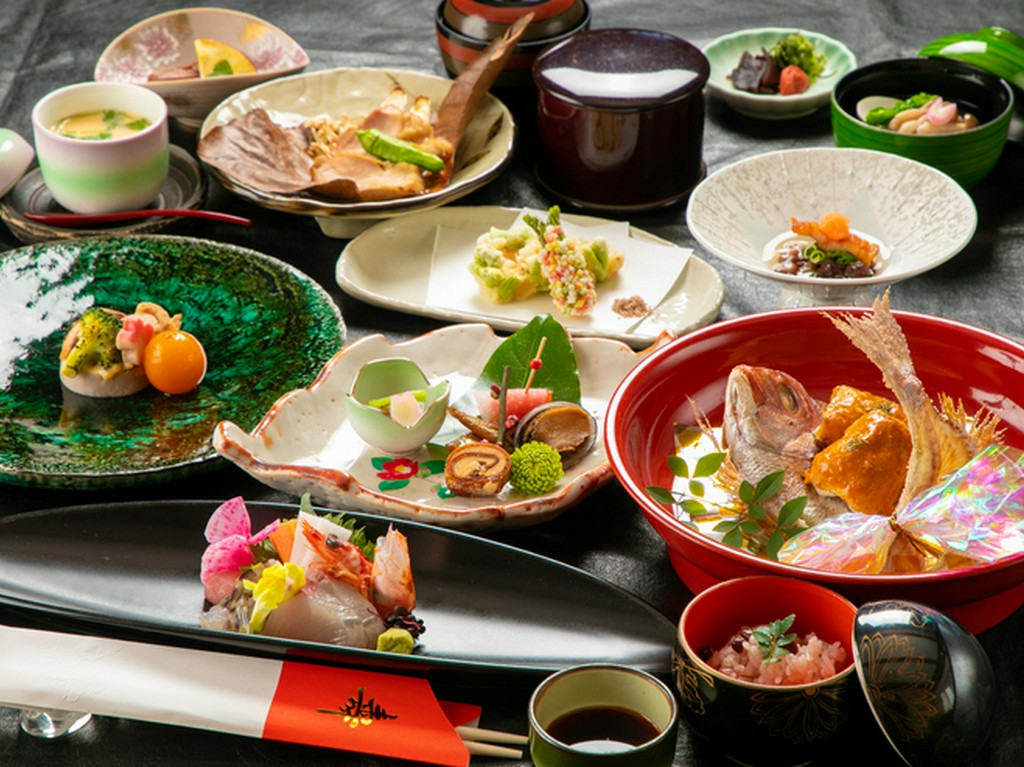 会席料理コースお祝い仕様の一例