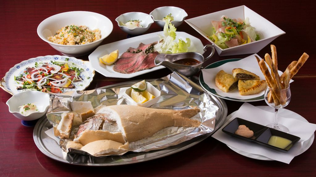 人気のメニューが存分に味わえる全7品のお得なコース。ボリュームもあり、女子会や宴会にぴったりです。