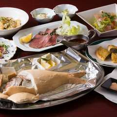 人気のメニューが存分に味わえる全7品のお得なコース。ボリュームもあり、女子会や宴会にぴったりです。