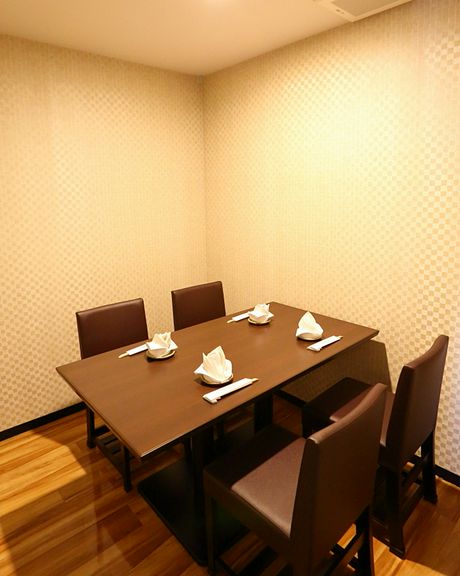 大切なご接待やお食事会に最適な個室
