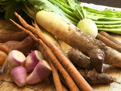 信州の、身体が喜ぶ美味しい旬野菜を贅沢に使用しております。