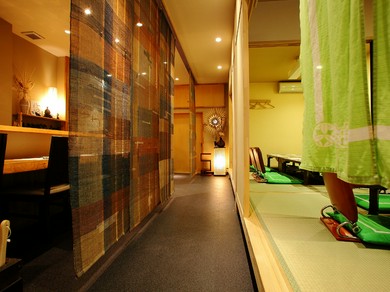 名古屋・栄の繁華街から少し離れた隠れ家的なお店です。