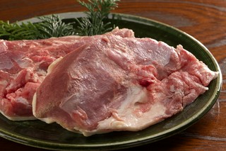 ヘルシーで味わい深い鴨肉は 女性に大人気です。