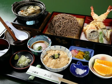 四季紙御膳