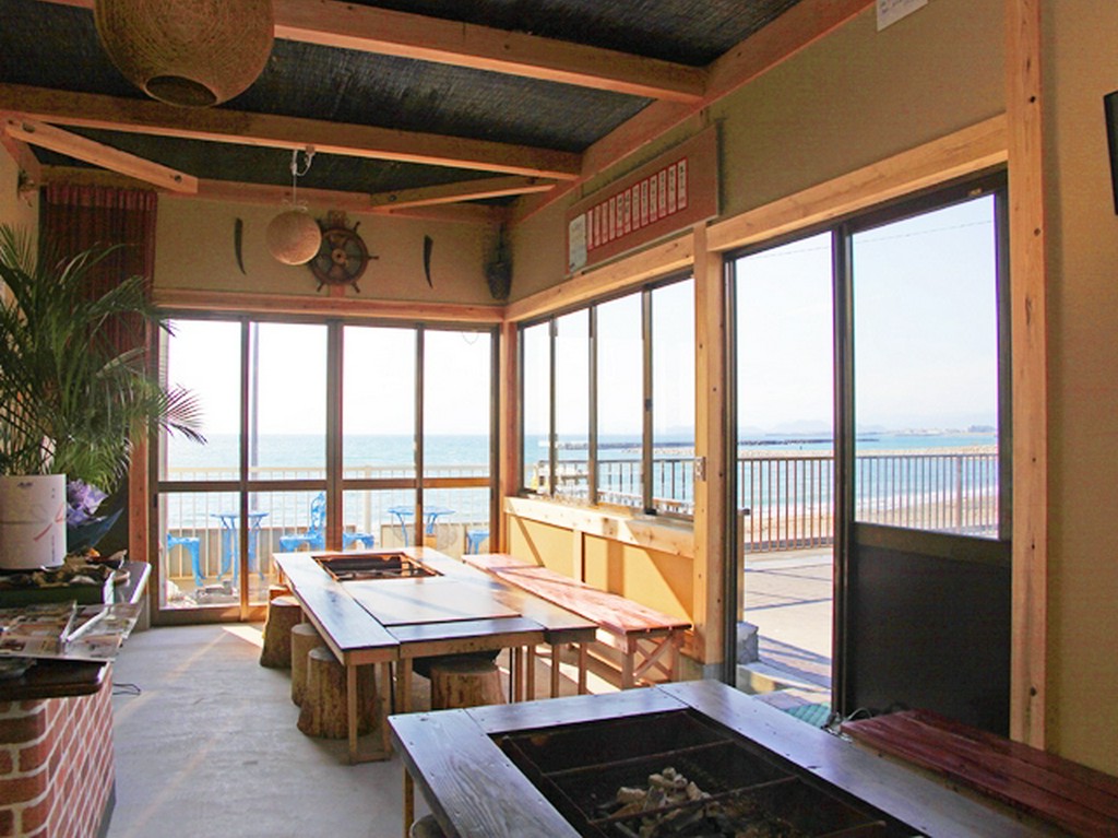 店内リニューアル！太平洋が一望できる【海の見える店】！！