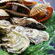 タコ飯、汁物付です。
※食べ放題時間は、90分(L.O 20分前)

3歳迄の幼児：無料
4歳～6歳：1100円
小学生：2750円
中学生以上：5480円

※天候・環境等の影響で長太郎が不漁の為、"2025年春頃迄"提供お休み中