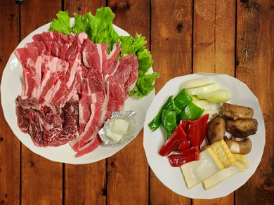 潮騒の音を聴きながら… 炭火焼きで四国のカキ・長太郎食べ放題!!