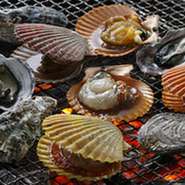 バーベーキュー用のシーフードも販売しております。
入荷等の関係上、購入ご希望の方は事前にご予約をお願い致します。

【内　容】
・カキ　・サザエ　
・アワビ　・ホタテ　・チャンバラ貝
・伊勢海老

※時期・天候等により商品によっては入荷がない場合もございます。
※こちらは事前の要予約となっております。