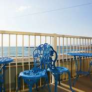 海が見えるロケーションで海賊料理(カキ、長太郎、サザエなど)を食べ放題で、存分に海の幸をご堪能ください。