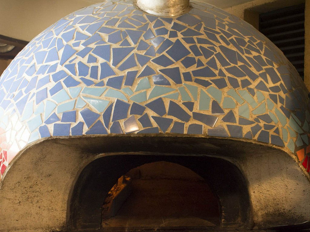 イタリア製の薪窯