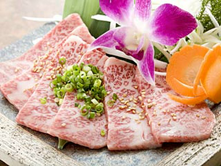 肉質にこだわって厳選した肉を堪能できる。