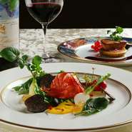 この日のためだけに特別メニューをシェフがご用意いたします。必ず1週間より前にご予約をお願いいたします。
