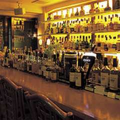 ワイン樽で熟成させたシングルモルトなど、多彩なラインナップ