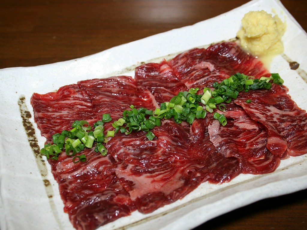 ボリュームたっぷりの『馬刺』