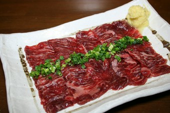 ボリュームたっぷりの『馬刺』