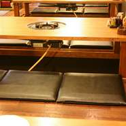 親しい人とおいしいものを思い切り食べたい人にピッタリのお店です。掘りごたつなので長居しても快適に食事が楽しめます。