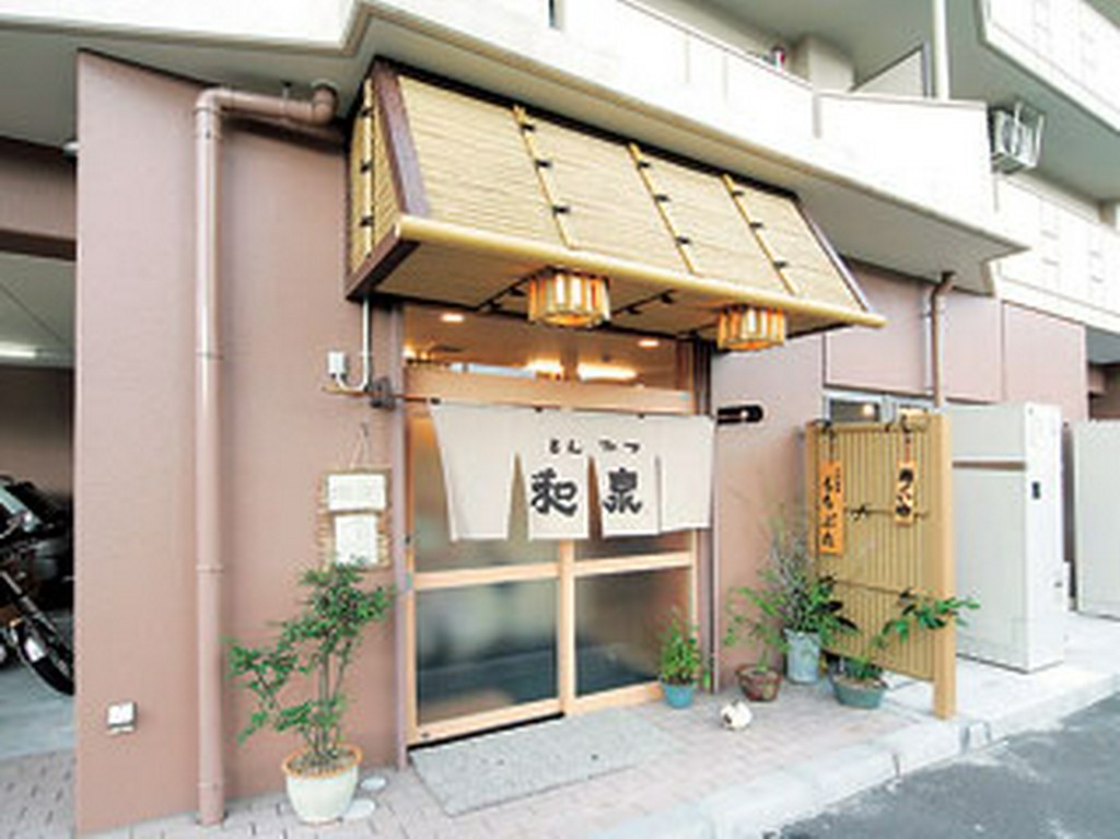 長町南駅やザ・モール仙台の近くに建ち、買い物帰りにも最適