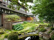 吉亭の日本庭園