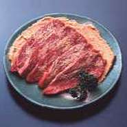 ギフト・ご贈答品にお薦めです。
伝統の特産品、牛肉の味噌粕漬のご案内。
300gで3600円。（税別・送料別） （※要冷蔵5℃以下・賞味期限5日間）

【詳細はHPをご覧下さい。　⇒http://www.yoshitei.co.jp/】