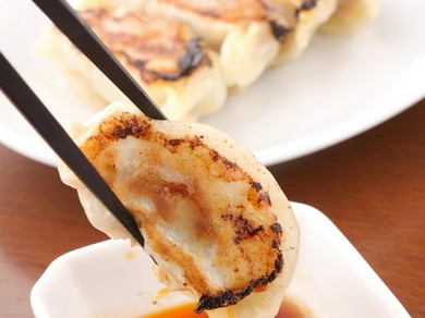 自慢の味！　手造り餃子（5ヶ）