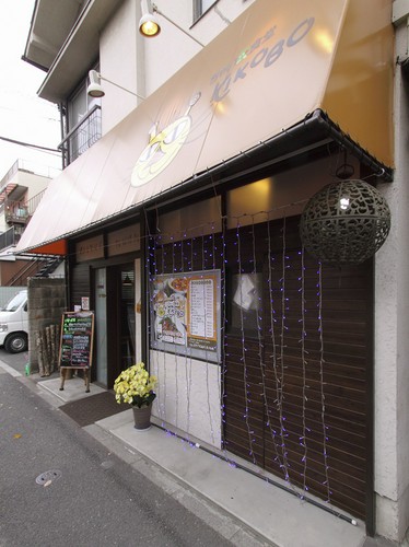 地元の人々に愛されているお店です