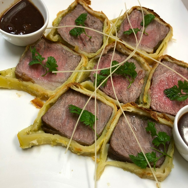 ムーミン創作の一品【牛ヒレ肉ステーキの天ぷら】