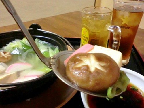 冬あたたかいお鍋や湯豆腐で体を温めて…
