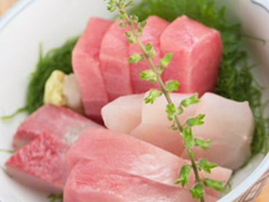 刺身盛合せ