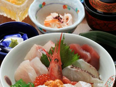 ゆったり落ち着いた雰囲気で女性同士の会食もオススメ！