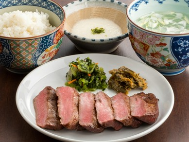 極厚芯たん定食 