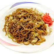 B級グルメでお馴染みの静岡グルメ！肉カスの旨味とコシのある麺が美味しい。