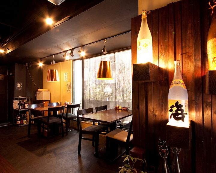 外が見える人気のテーブル席