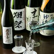 日本酒は福井の黒龍の専売店なんです。全国の銘酒も多数あります