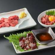 東京芝浦市場で年間1000頭以上の肉を買い付けする食肉問屋との、太いパイプがあるからこそ、上質な味わいの精肉を入荷。新鮮な馬刺しやユッケも楽しむことができます。そのおいしさにヤミツキになるかも。